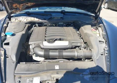 2014 Porsche Cayenne z USA, uszkodzony, nr VIN WP1AA2A28ELA03682